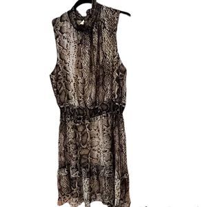 Women’s dress, XL, animal print, by Emma Michele, 100% polyester.